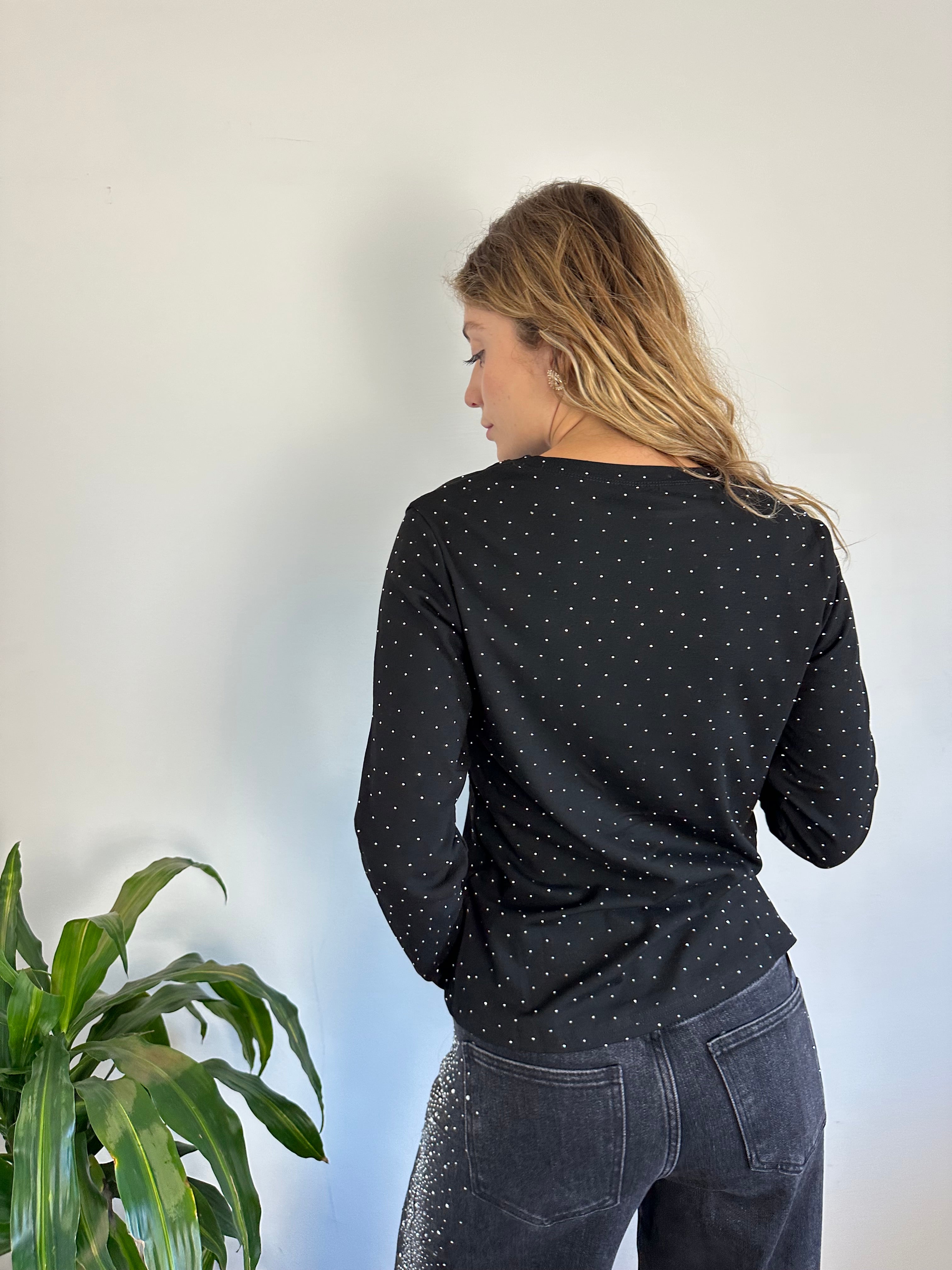 MAGLIA CON STRASS NERA