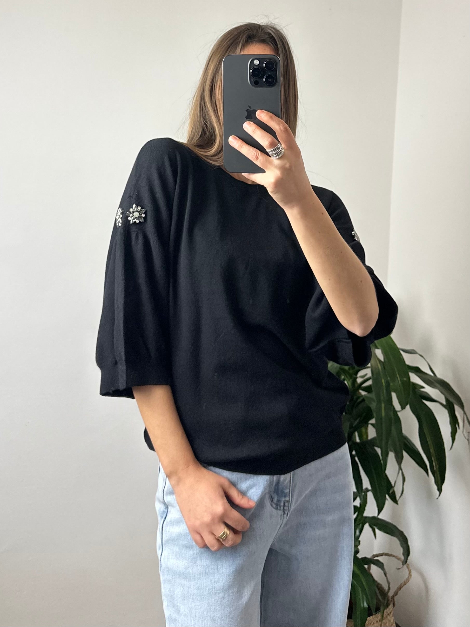 MAGLIONCINO GIOIELLO NERO