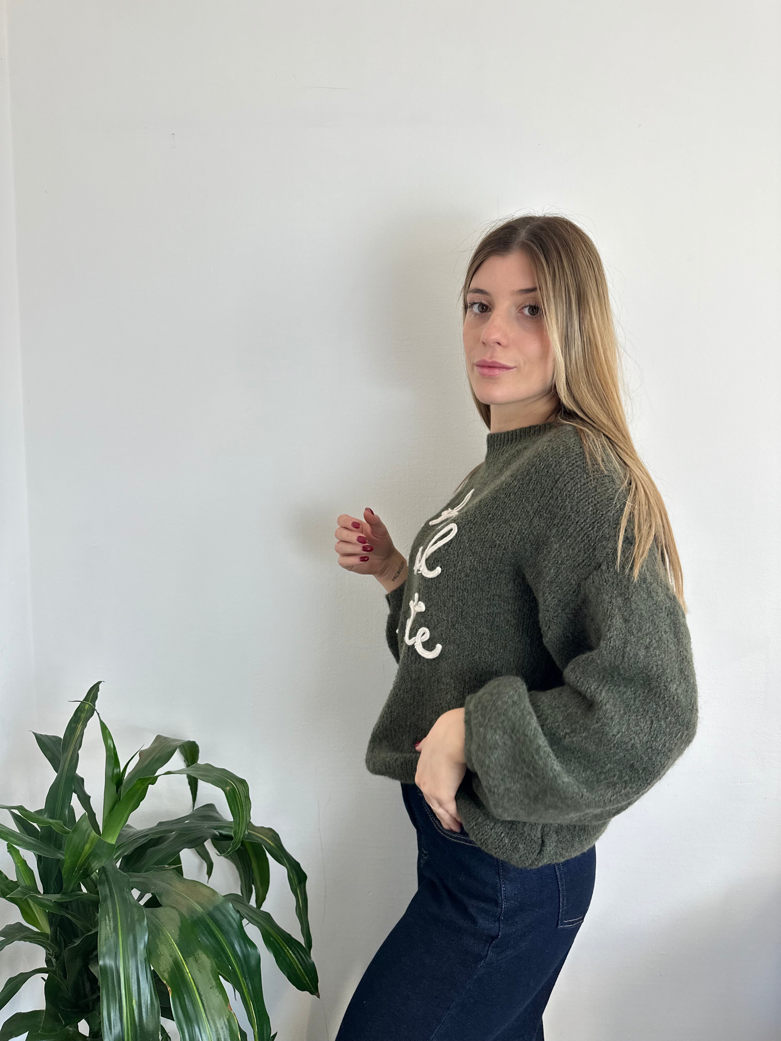 MAGLIONE “ Ho il mal di gente “ VERDE