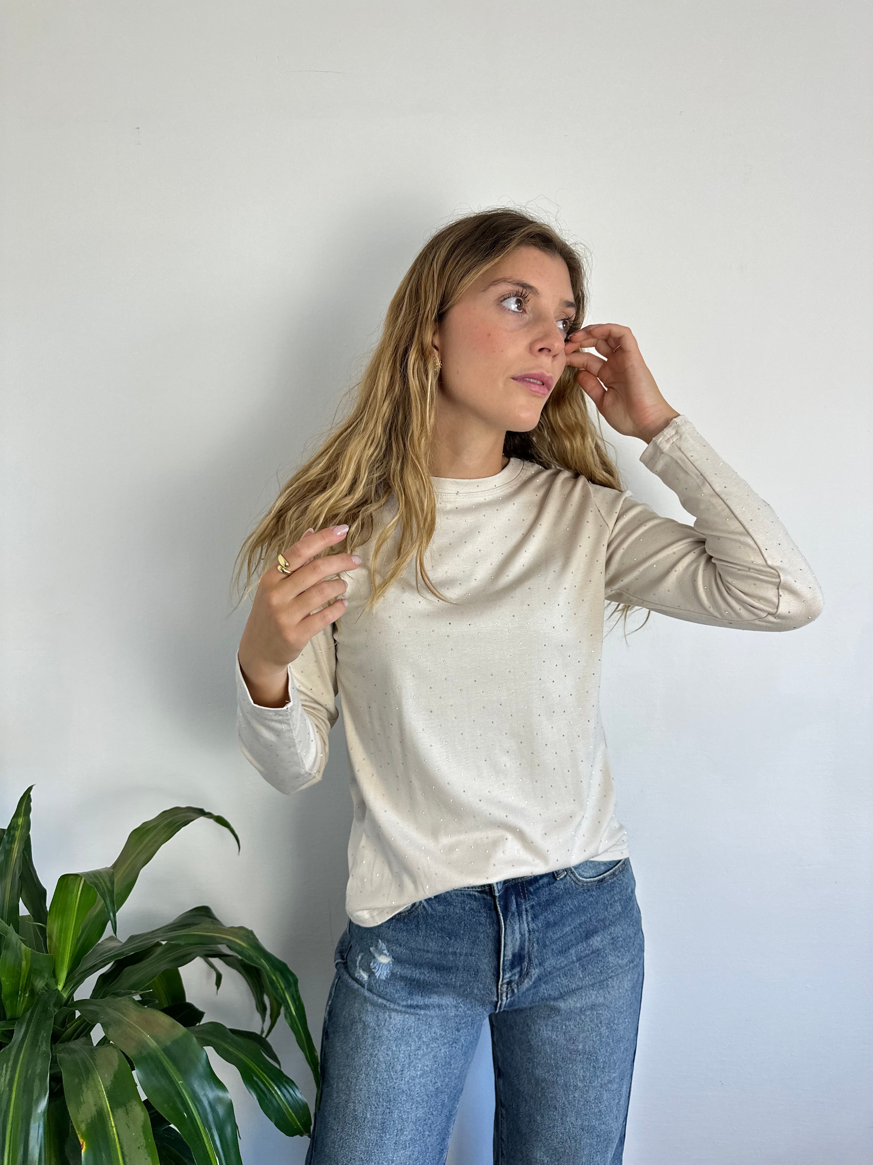 MAGLIA CON STRASS
