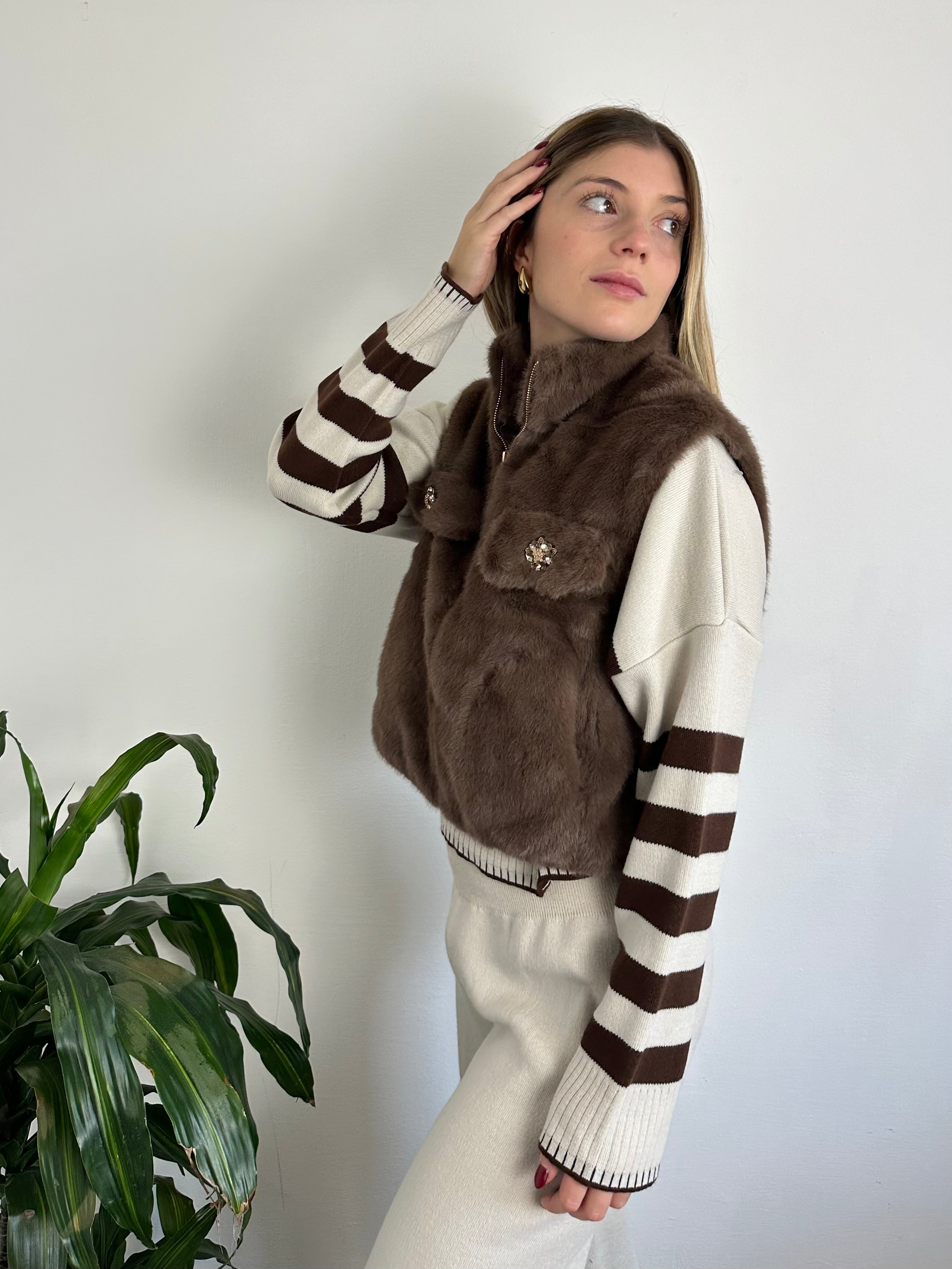 SMANICATO in ECOPELLICCIA MARRONE