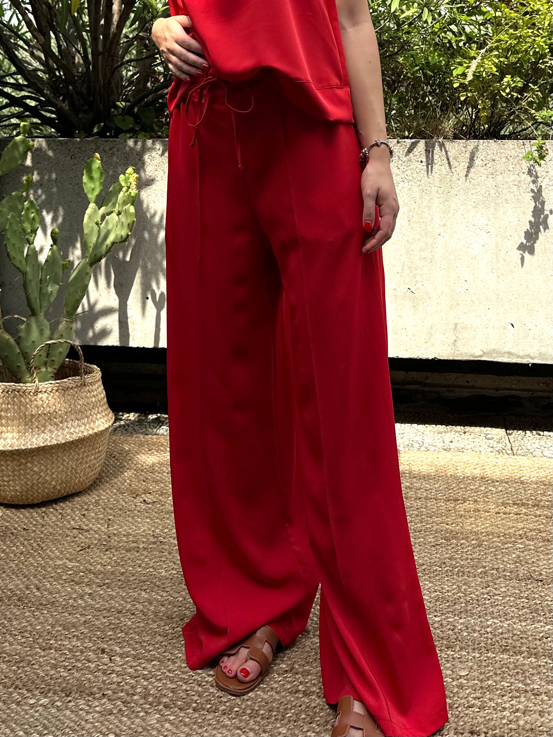 COORDINATO LUMINA ROSSO CON ACCESSORIO