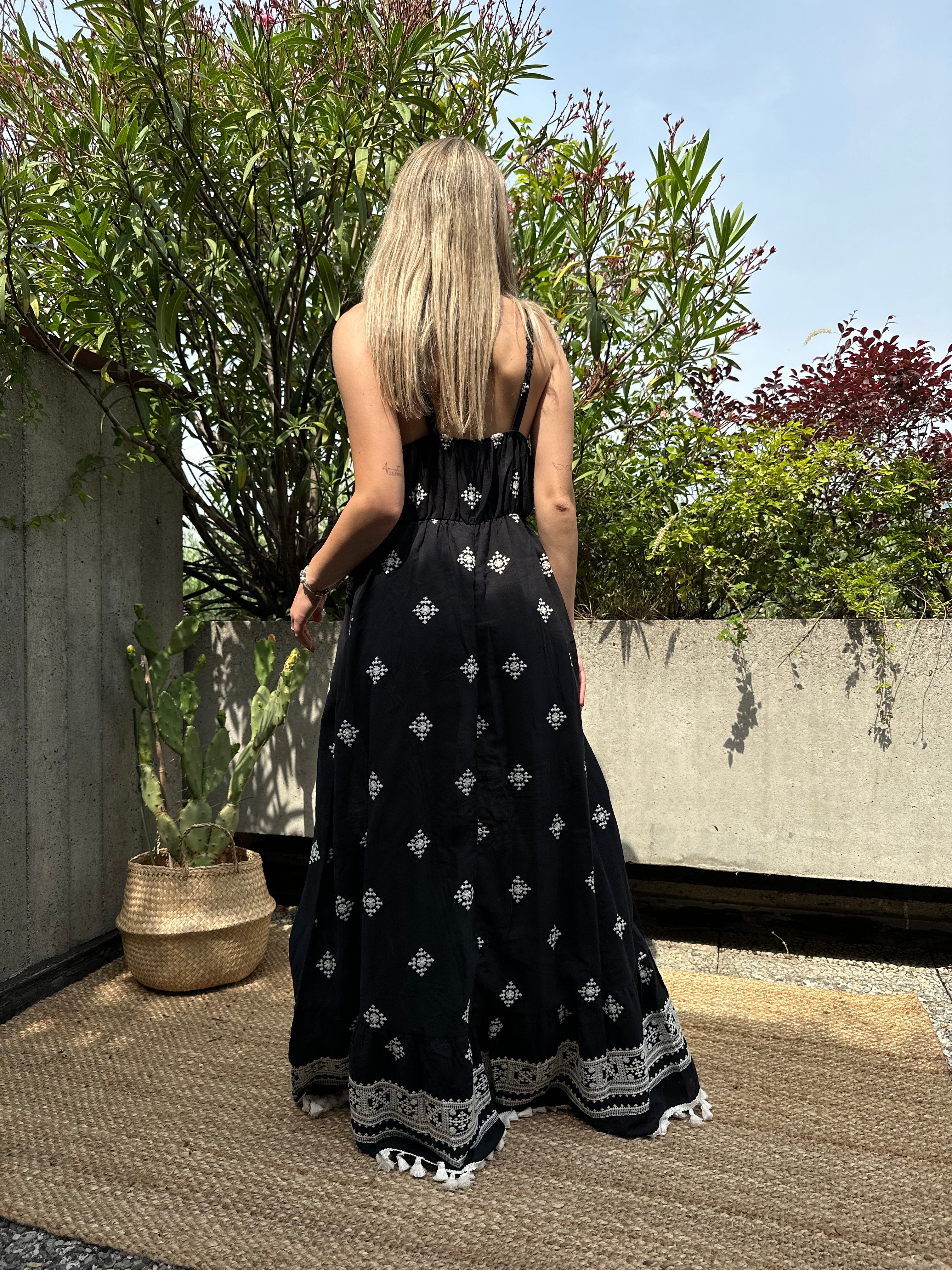 ABITO LUNGO CON TOP CROCHET NERO