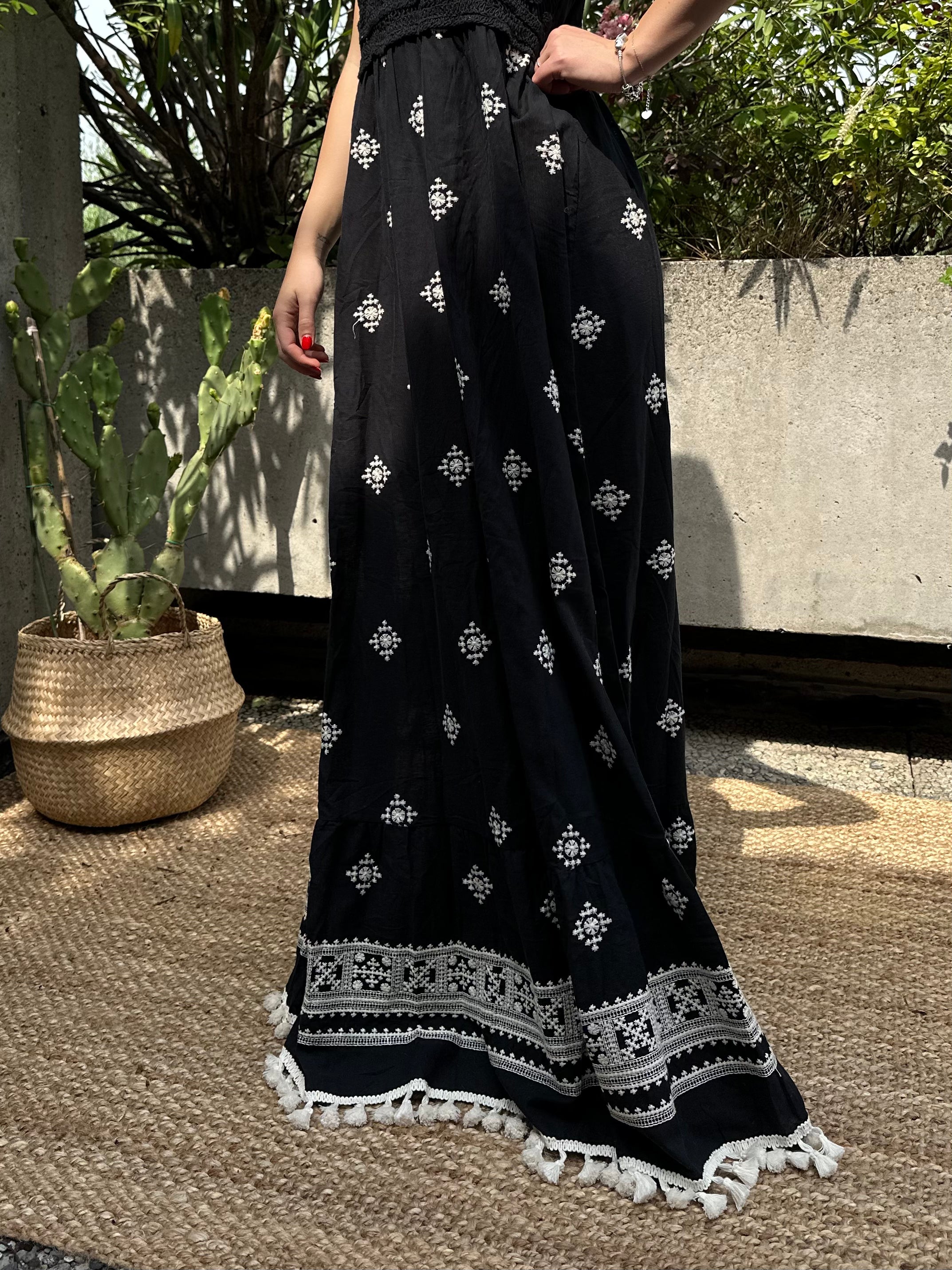 ABITO LUNGO CON TOP CROCHET NERO