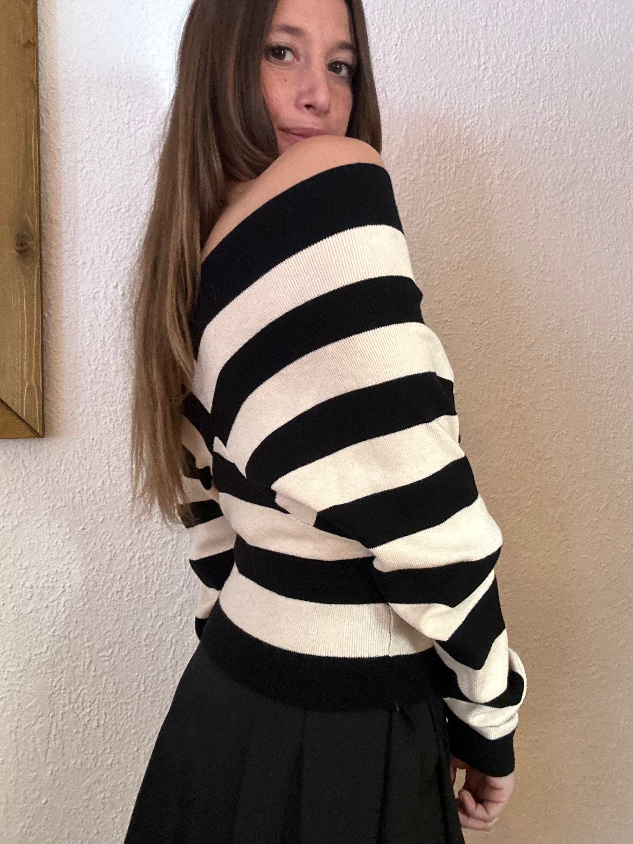 MAGLIA A RIGHE NERO-BIANCO