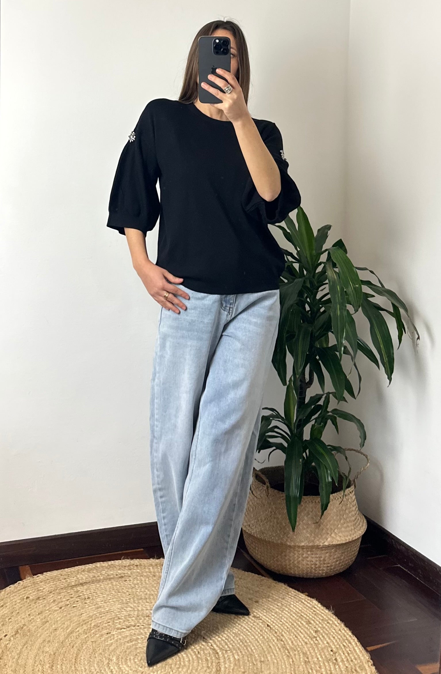 MAGLIONCINO GIOIELLO NERO