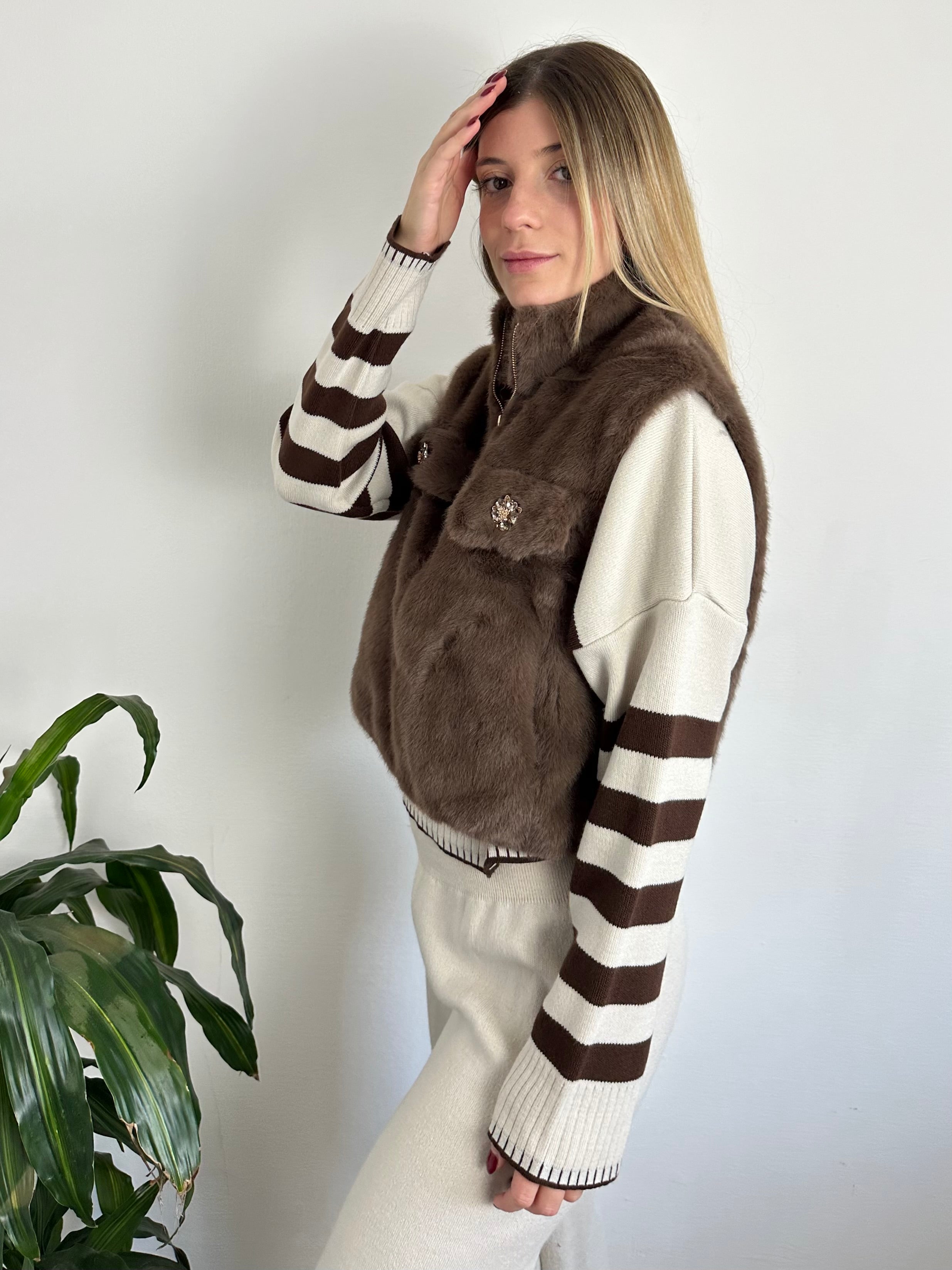 SMANICATO in ECOPELLICCIA MARRONE