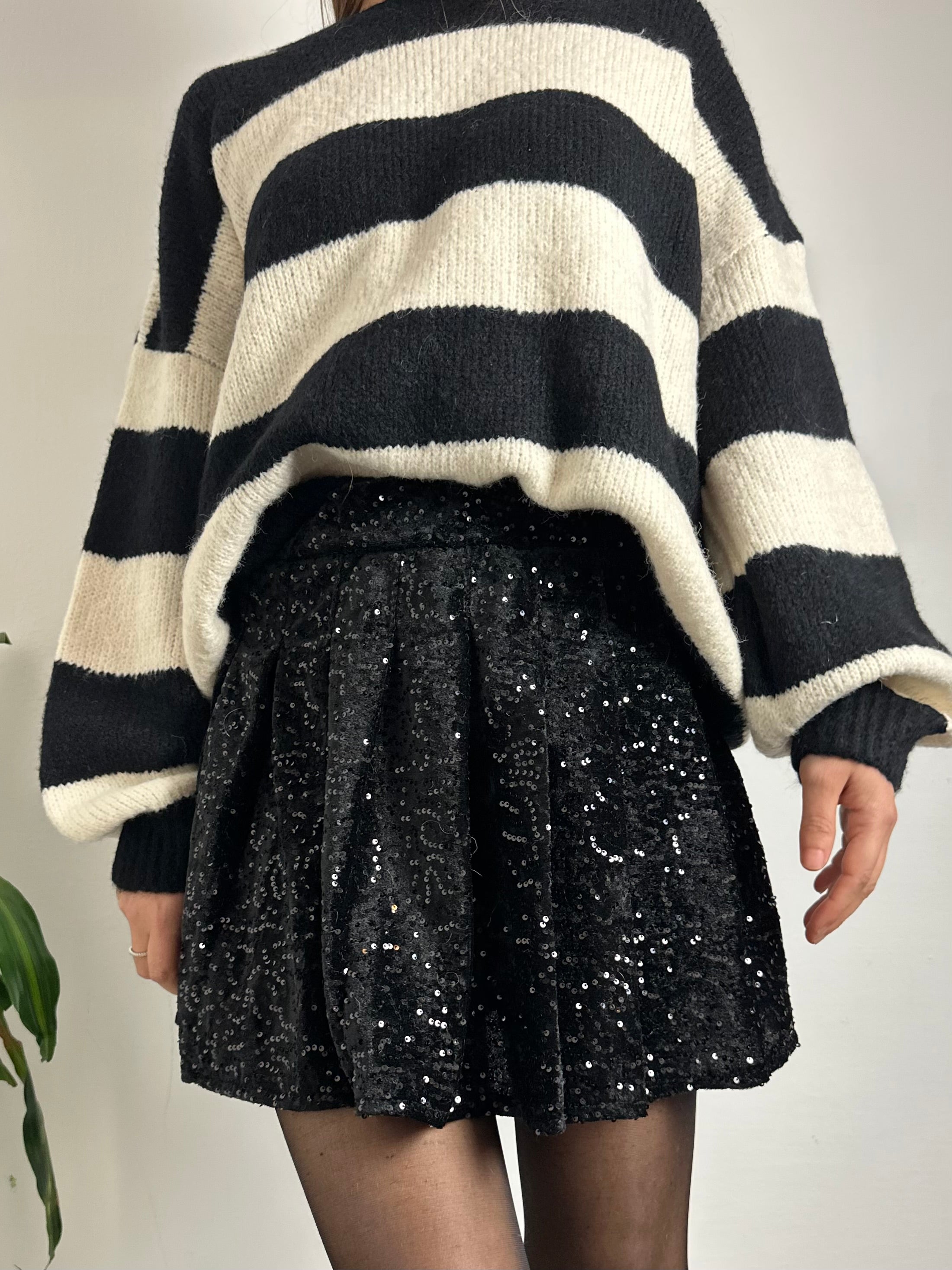 MINIGONNA VELLUTO A PIEGHE PAILLETTES NERO