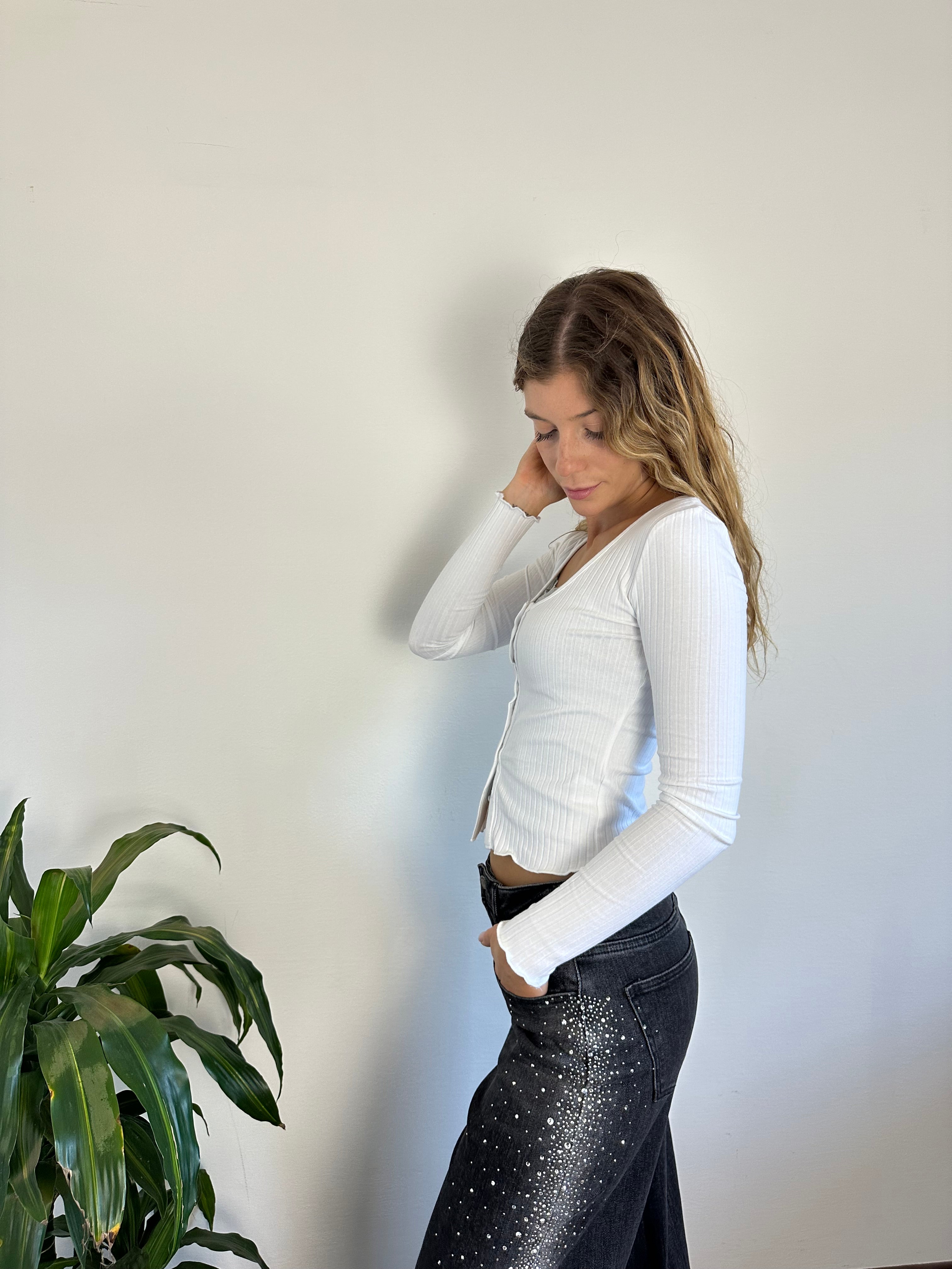 MAGLIA CON CANOTTA BIANCA