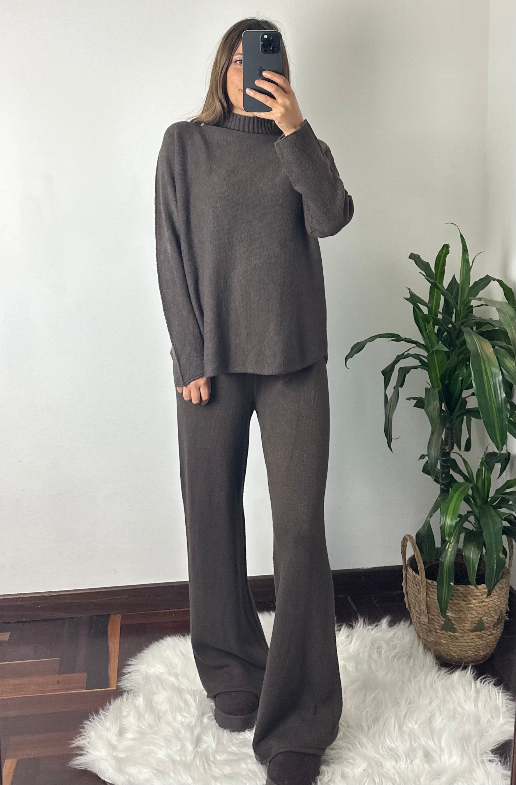 COORDINATO COLLO ALTO VISCOSA MARRONE