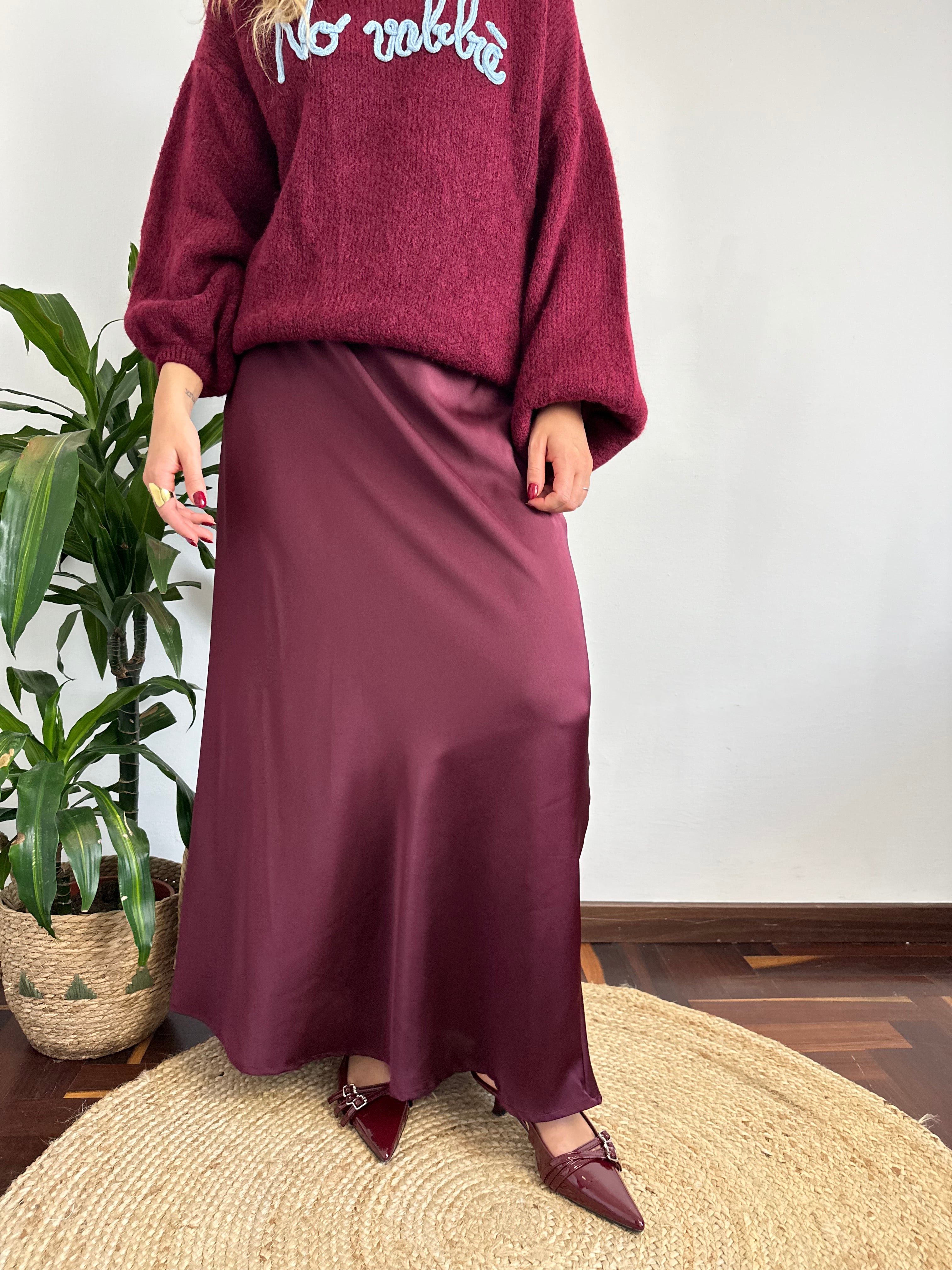 GONNA SATIN BORDEAUX