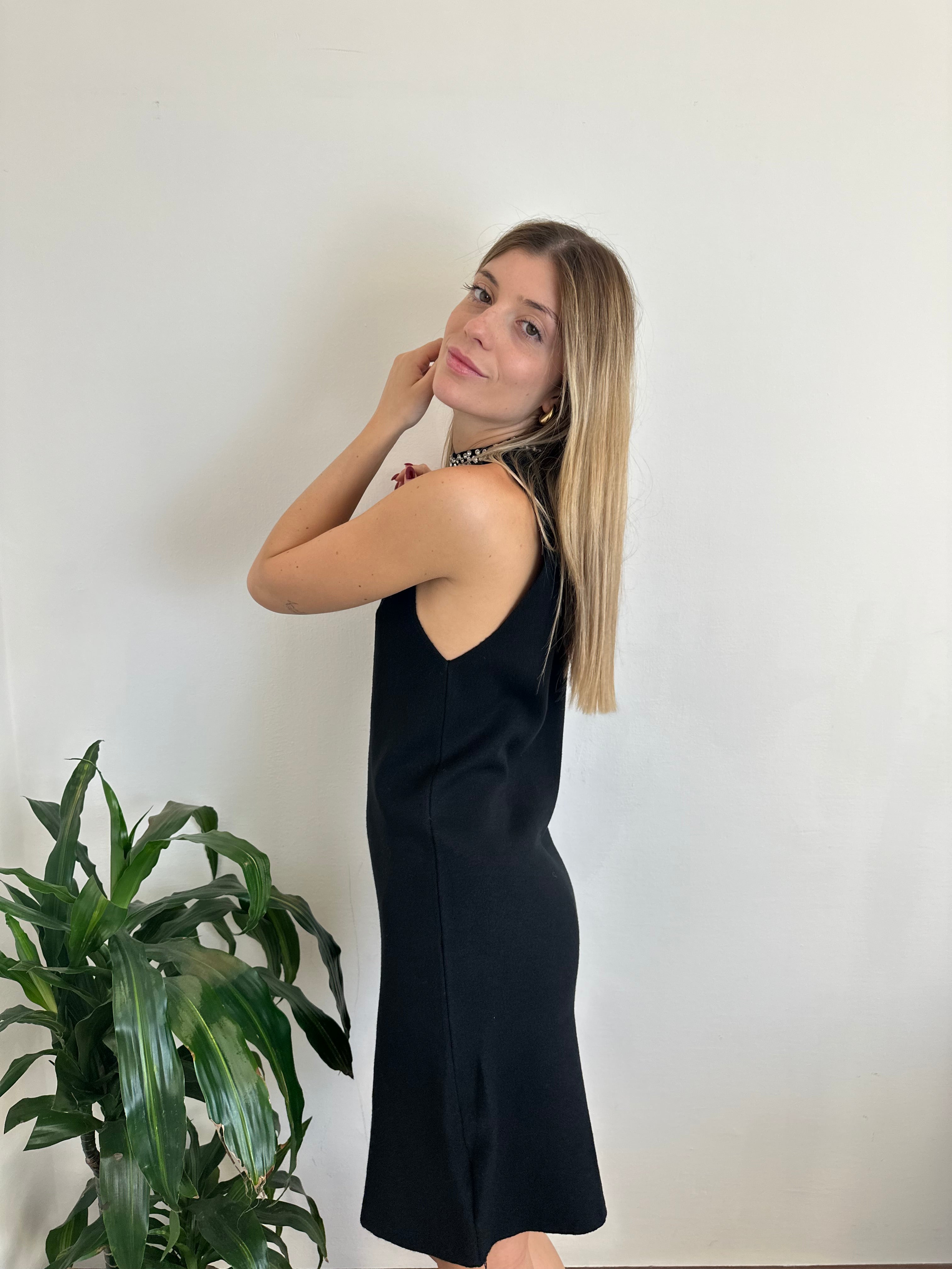 ABITO MAGLIA SMANICATO GIOIELLO NERO