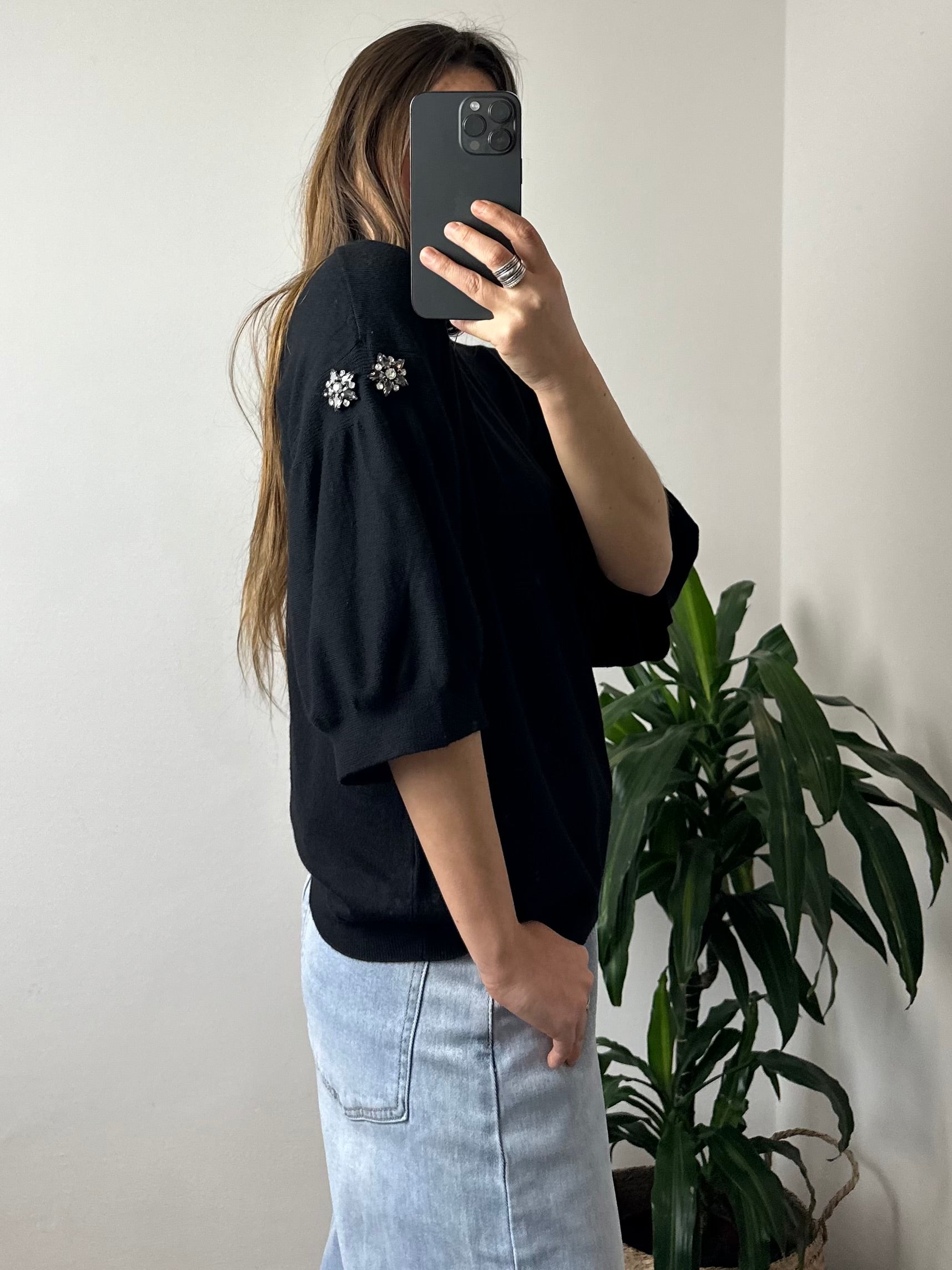 MAGLIONCINO GIOIELLO NERO