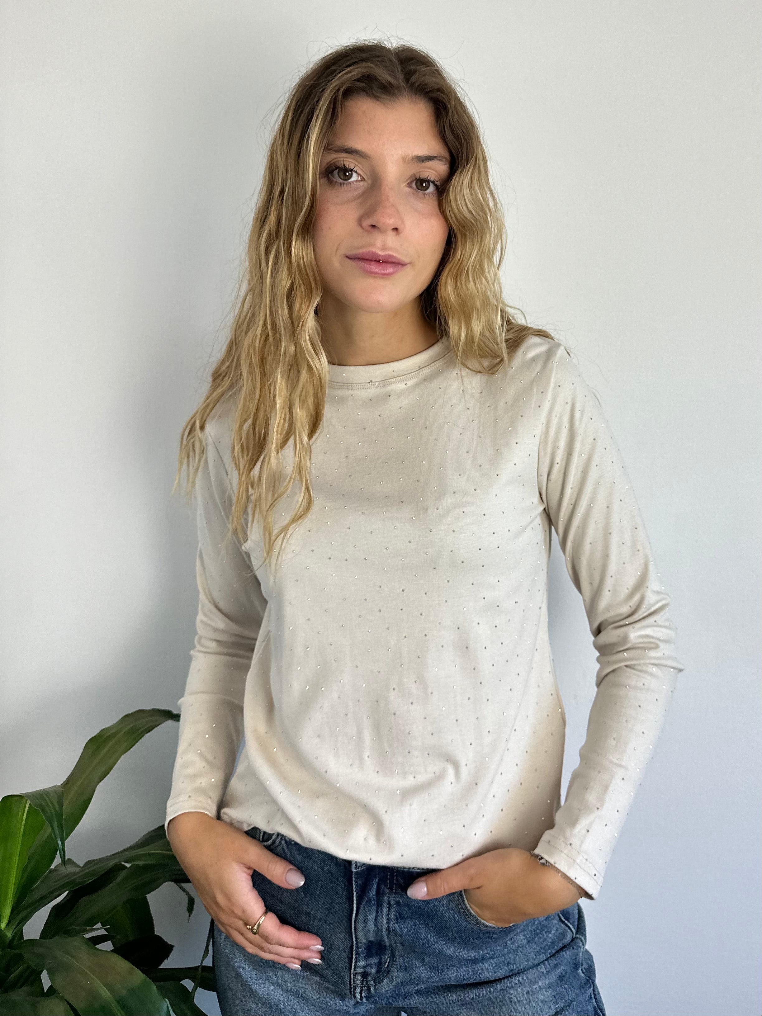 MAGLIA CON STRASS