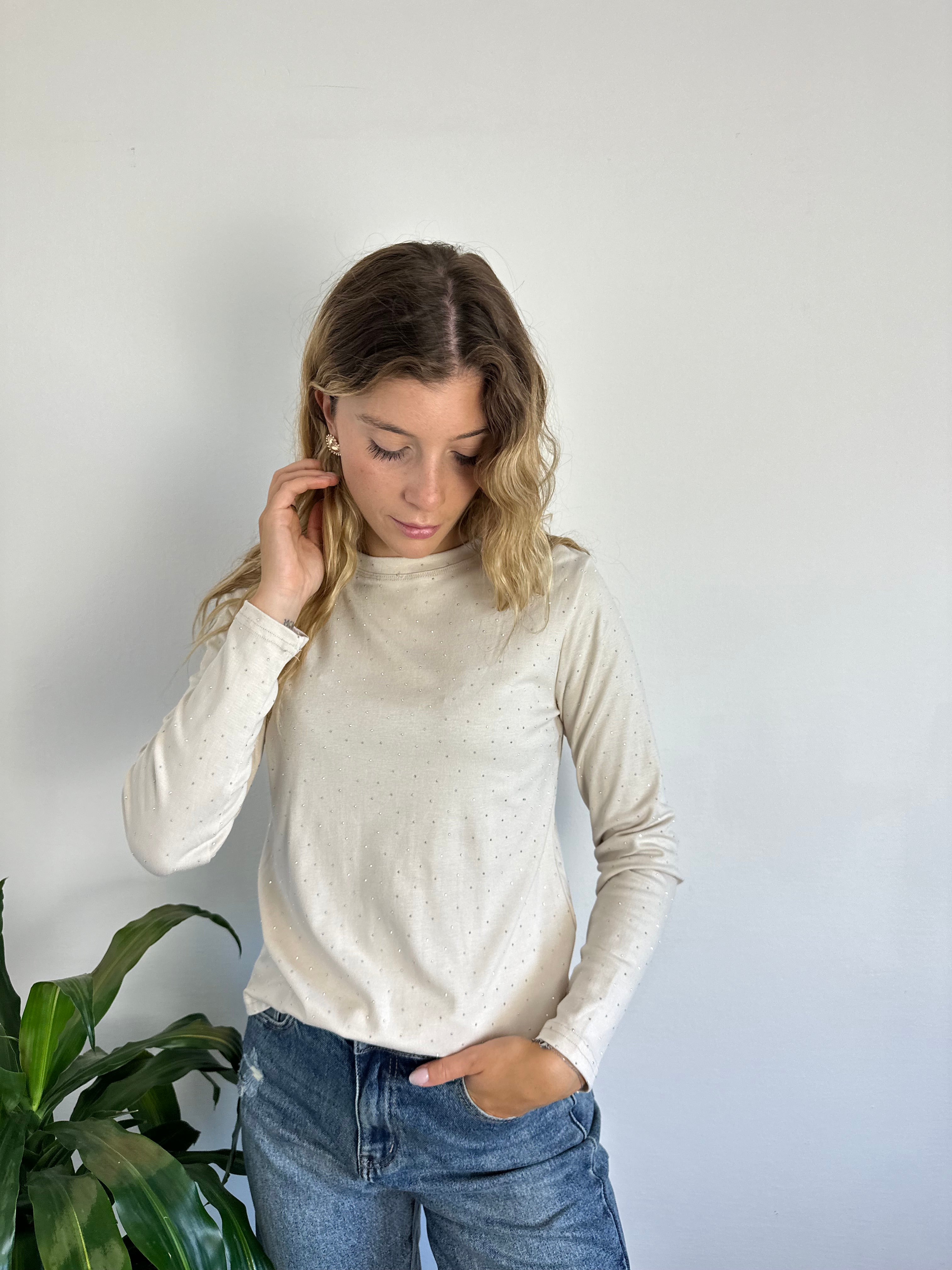 MAGLIA CON STRASS