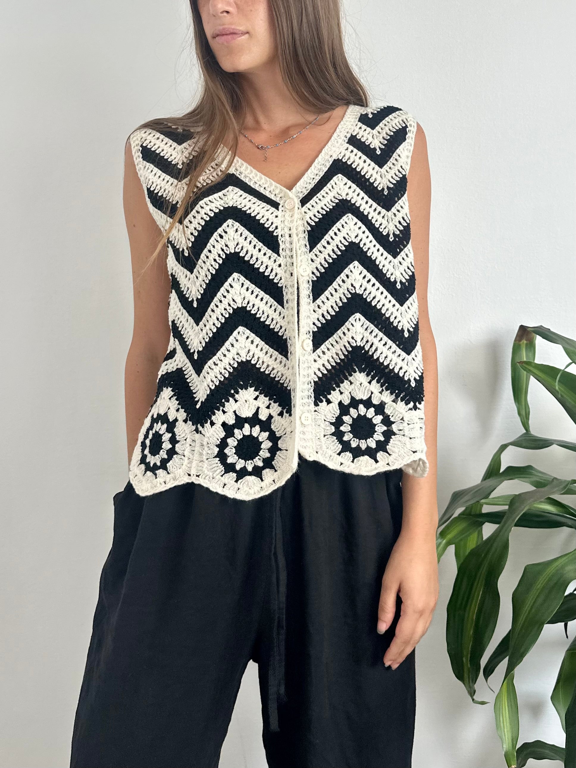 GILET GEOMETRICO BIANCO-NERO
