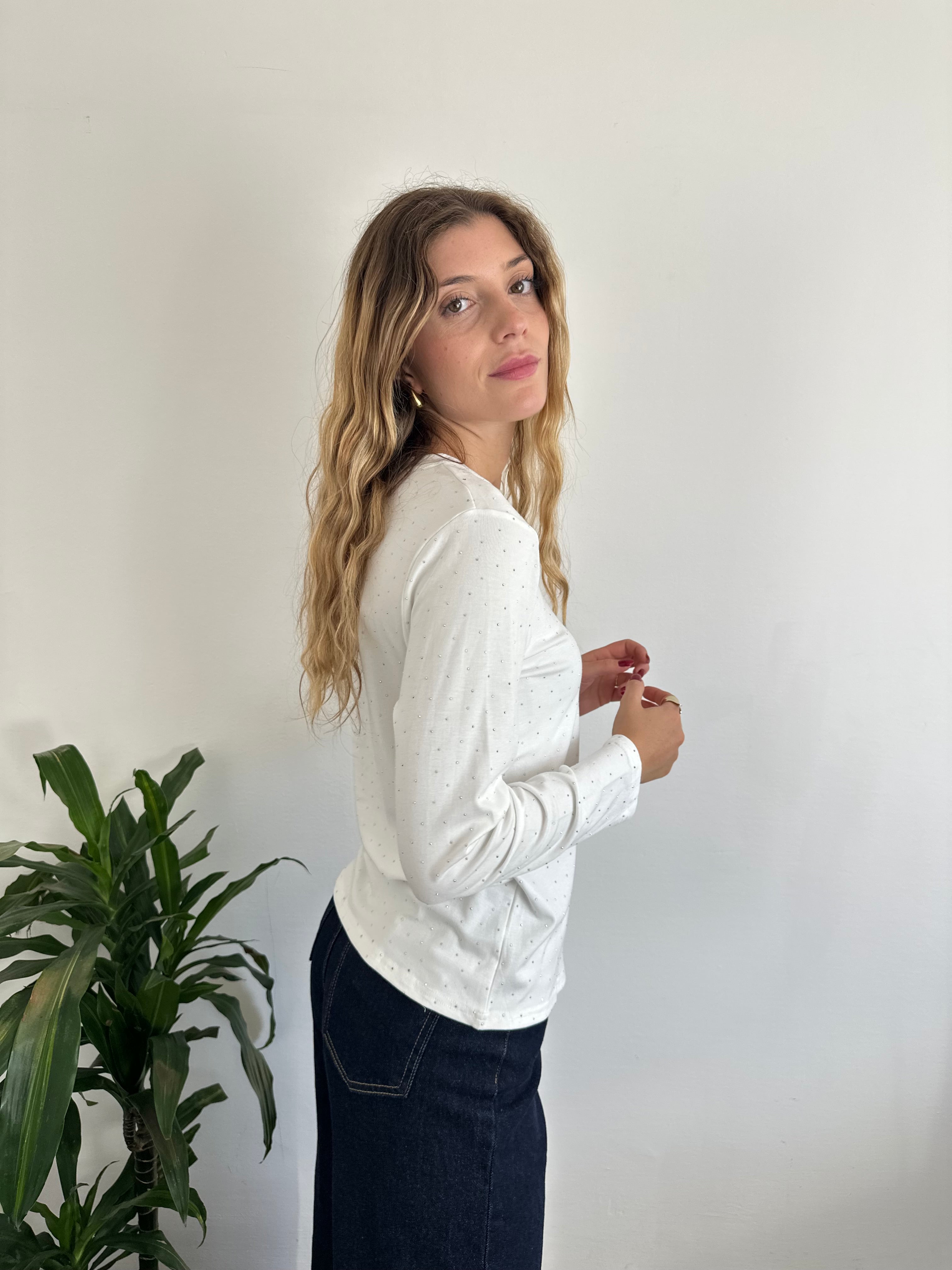 MAGLIA CON STRASS BIANCA