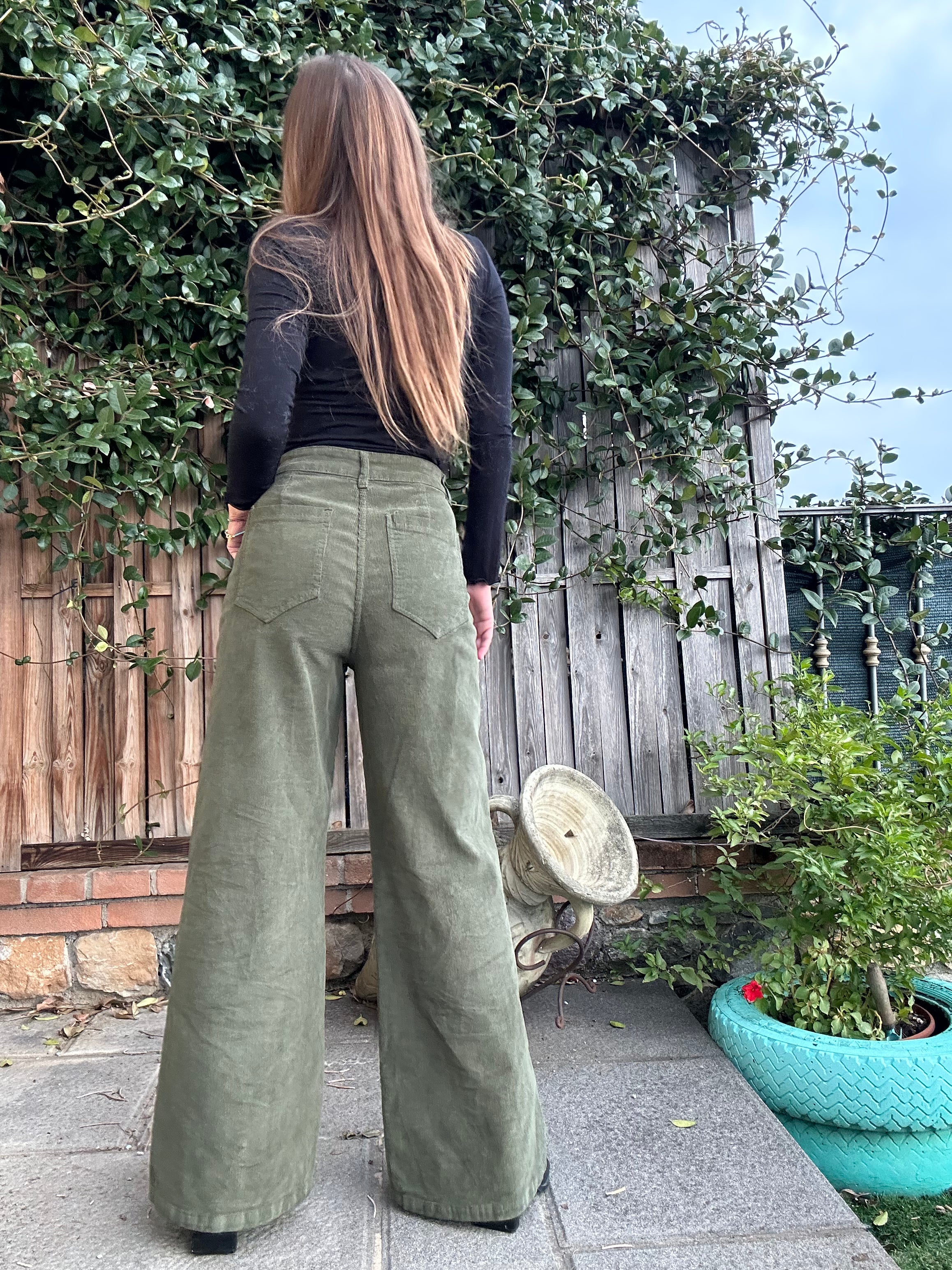 PANTALONI IN VELLUTO