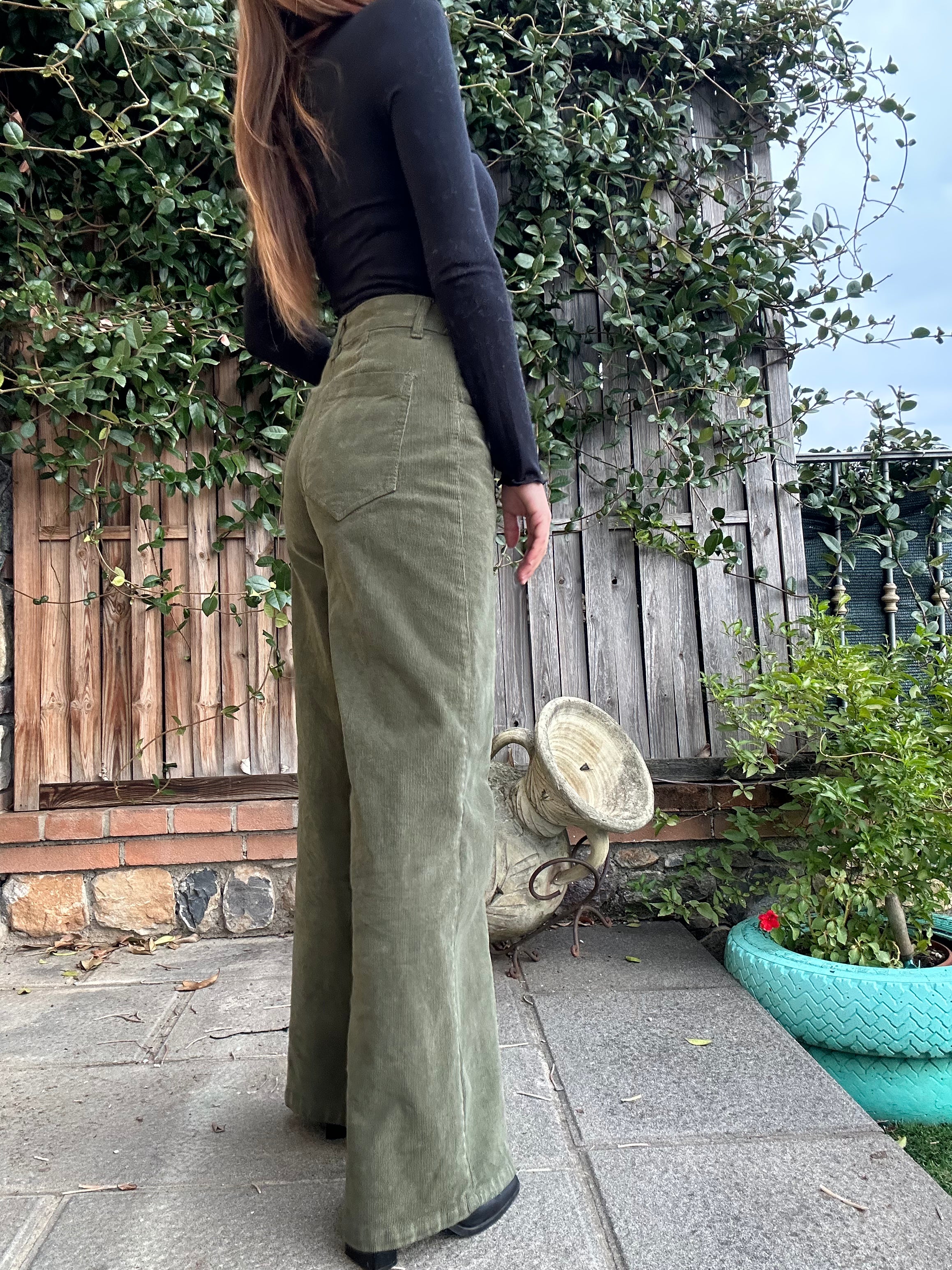 PANTALONI IN VELLUTO