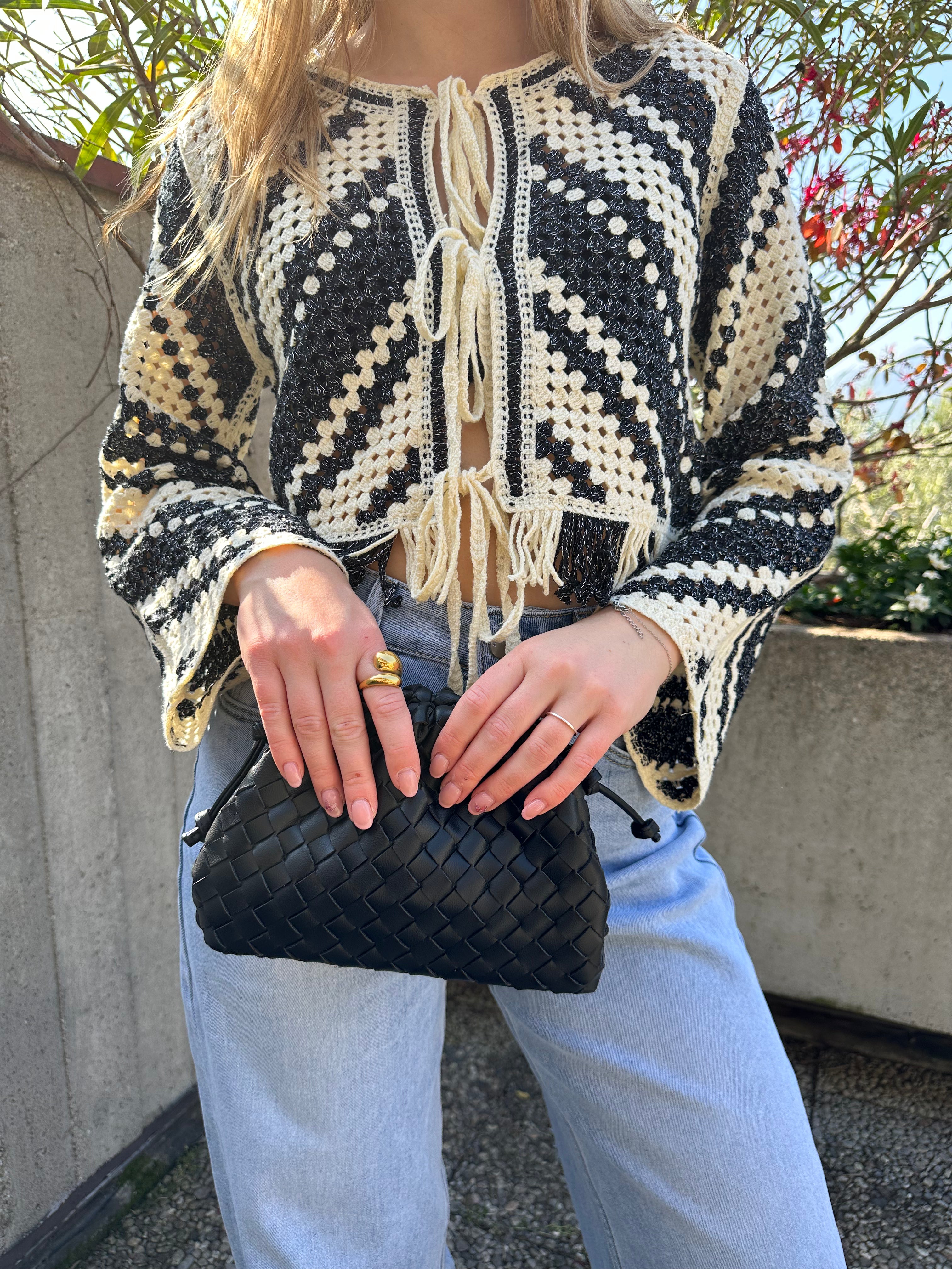 MAGLIA CROCHET LACCI