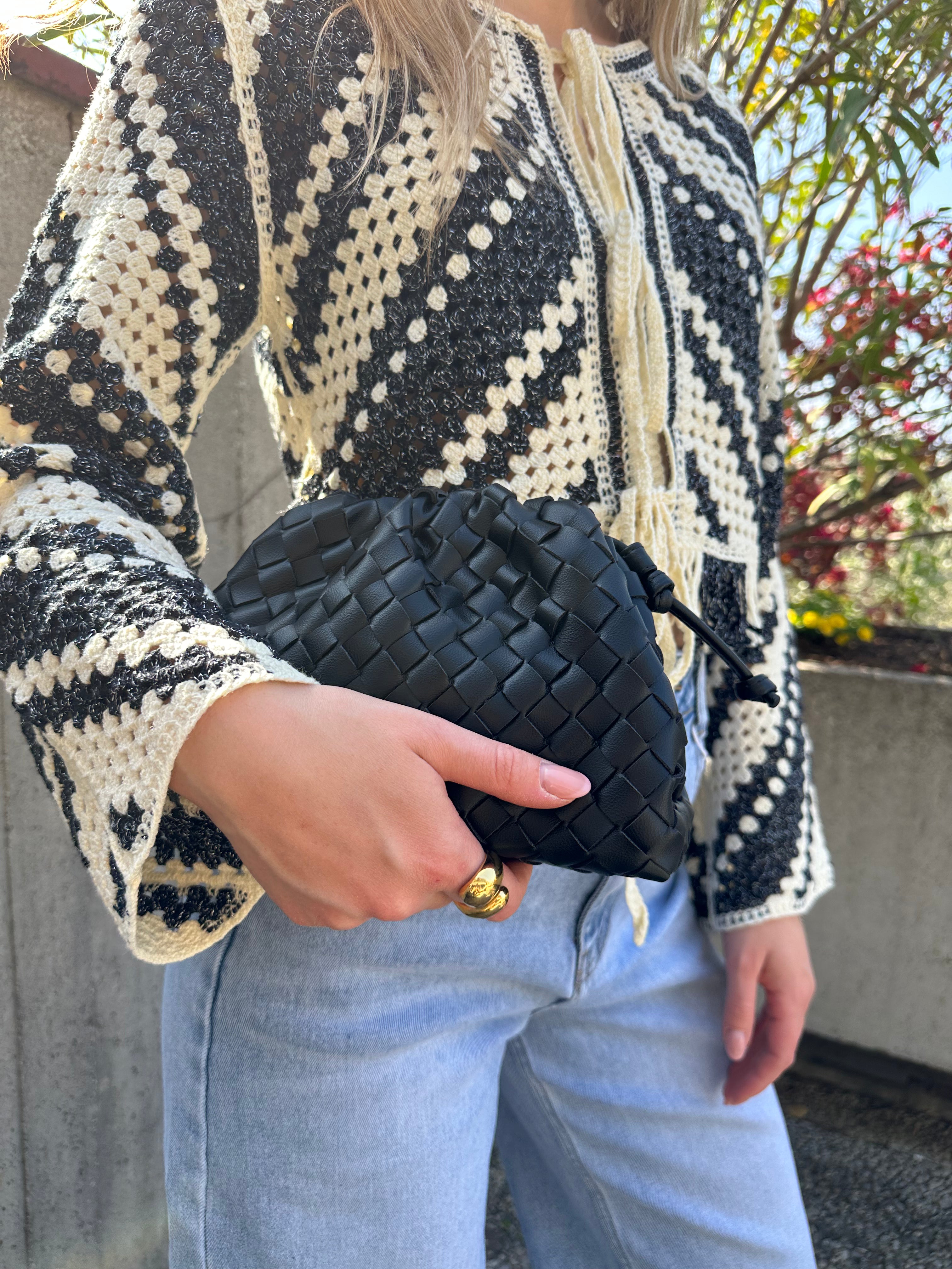 MAGLIA CROCHET LACCI