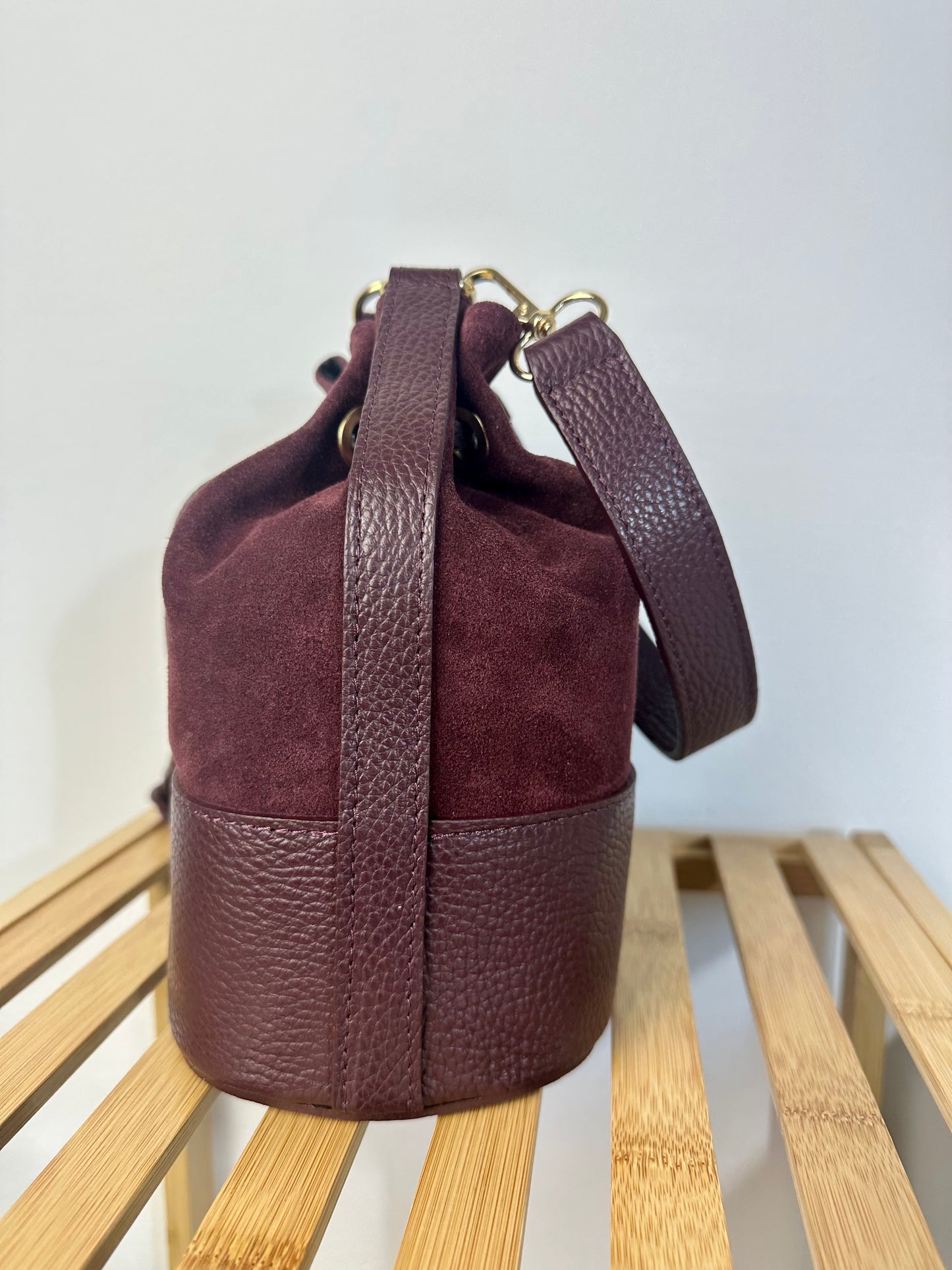 BORSA SECCHIELLO IN SUEDE BORDEAUX