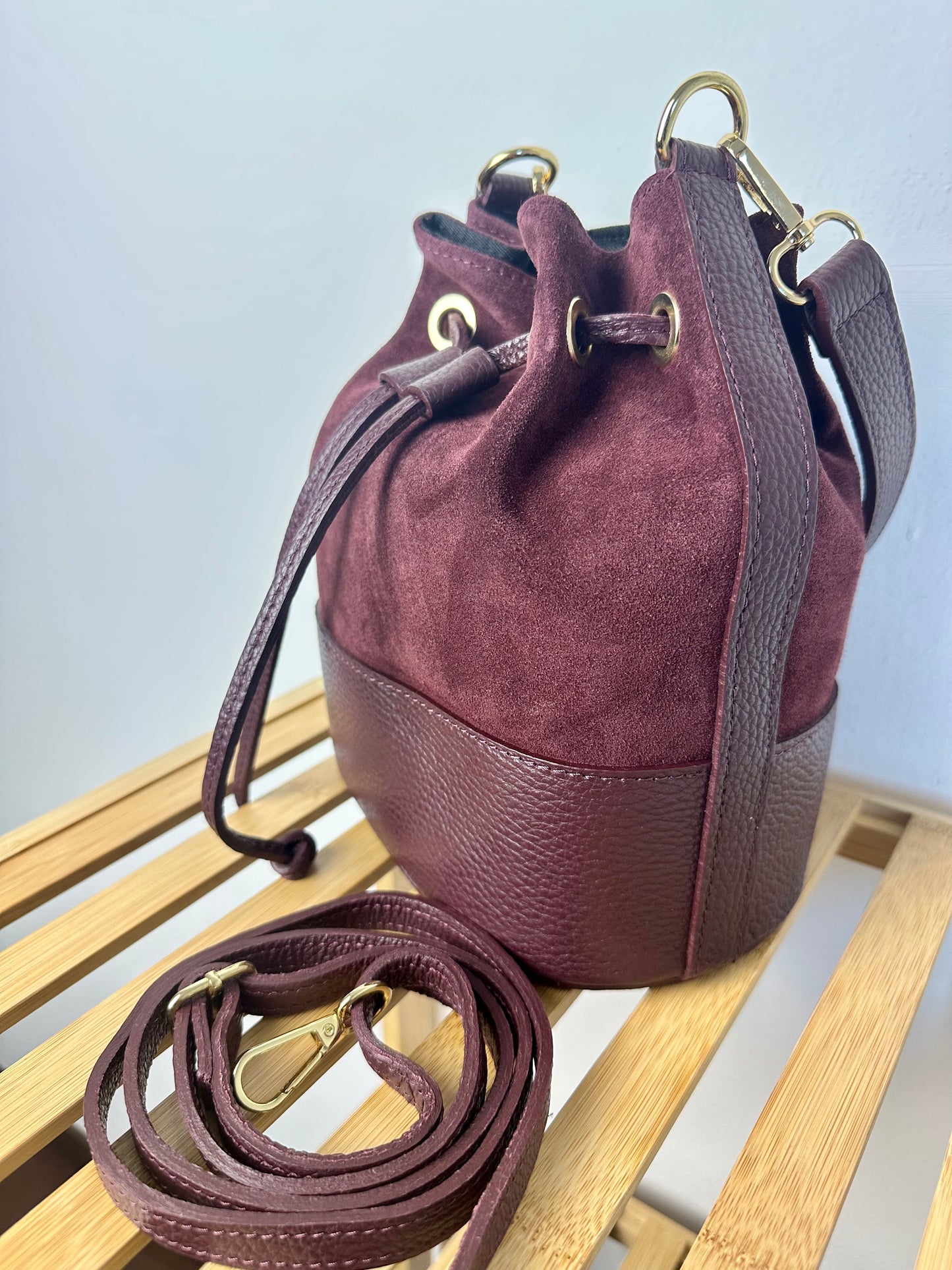 BORSA SECCHIELLO IN SUEDE BORDEAUX